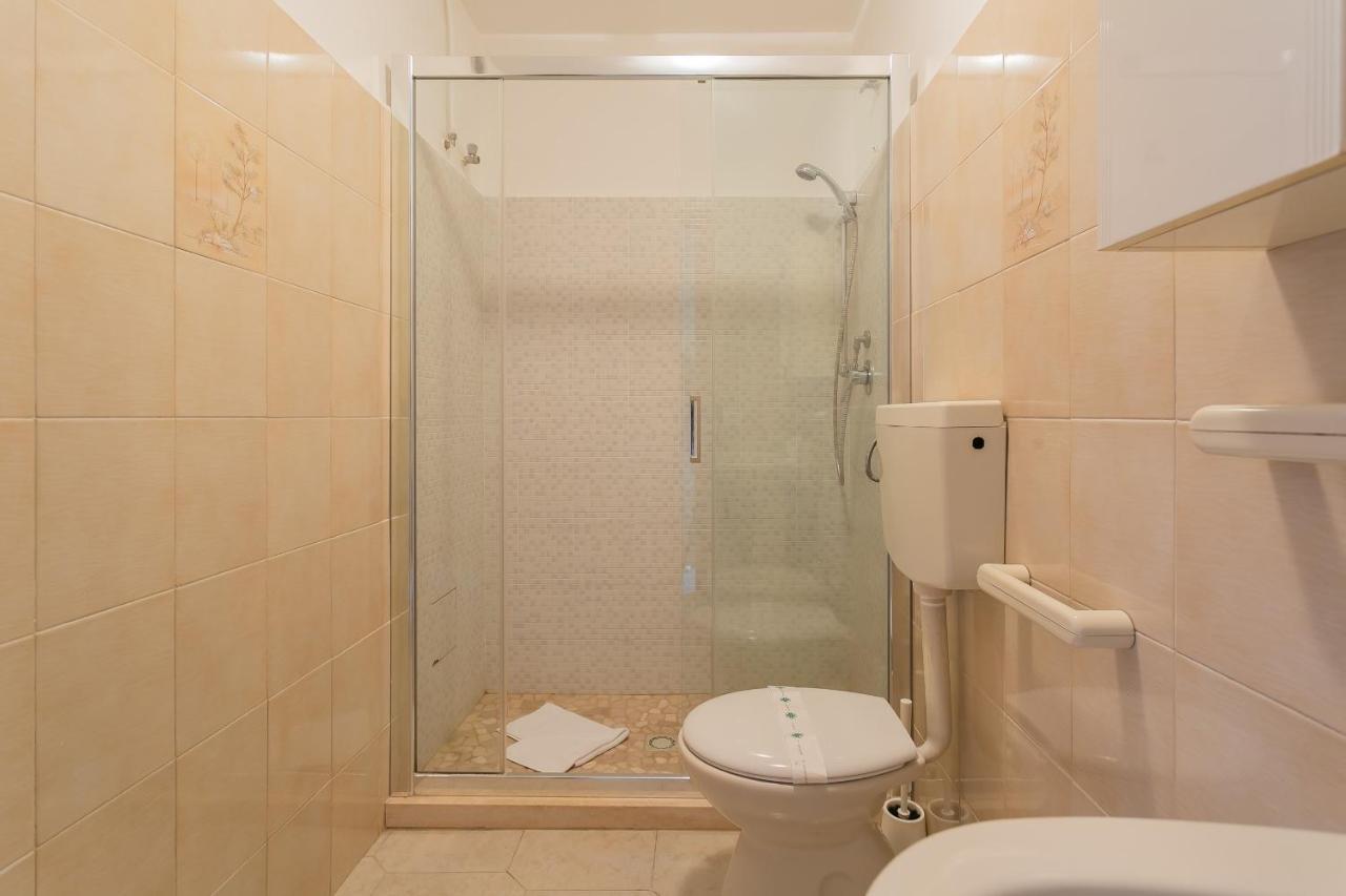Torre Lama Apartments By Wonderful Italy Bari Esterno foto